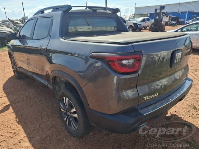 2025 FIAT TORO 