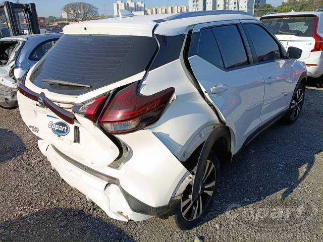 2022 NISSAN KICKS 