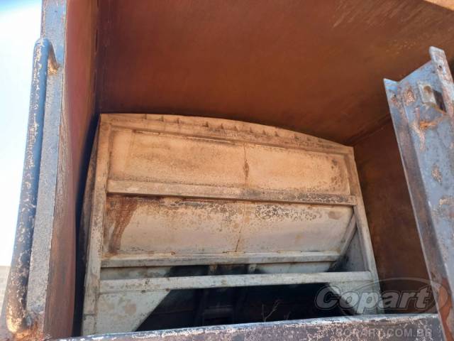 2011 VOLKSWAGEN WORKER 