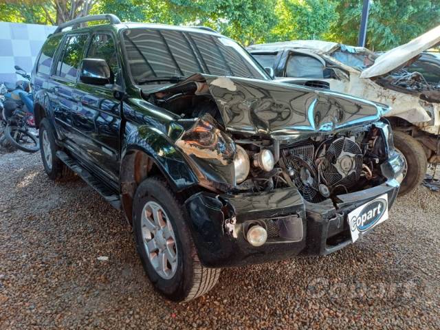 2010 MITSUBISHI PAJERO SPORT 