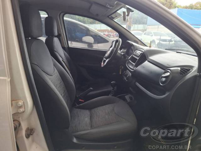 2020 FIAT UNO 