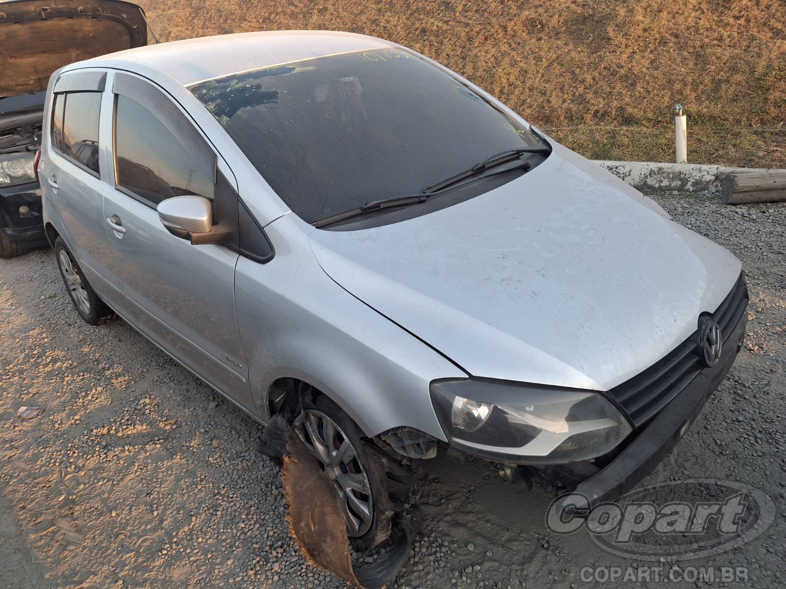 Veículo VW - VolksWagen Fox VOLKSWAGEN FOX 1.0 TOTAL FLEX 2012 2012 em leilão