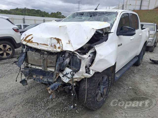 2024 TOYOTA HILUX CD 