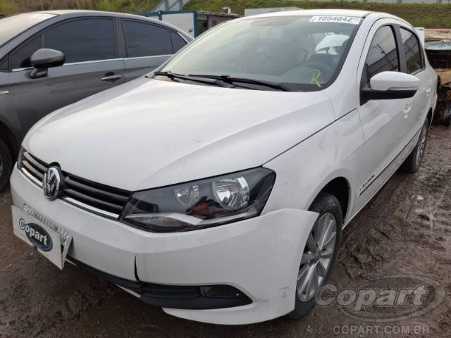 2016 VOLKSWAGEN VOYAGE 