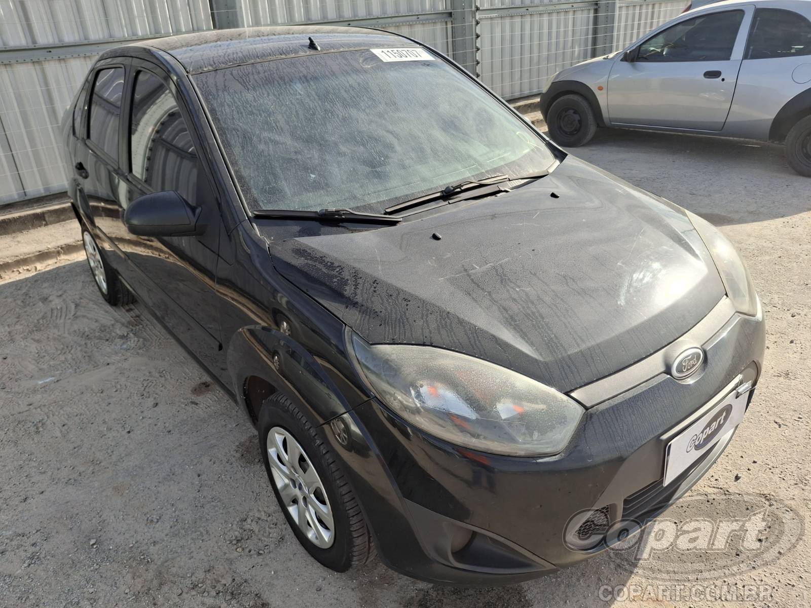 Ford Fiesta Sedan 2011 em leilão