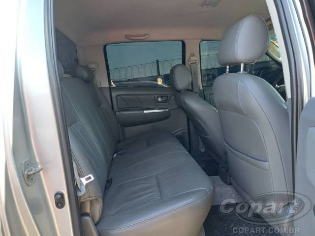2014 TOYOTA HILUX CD 
