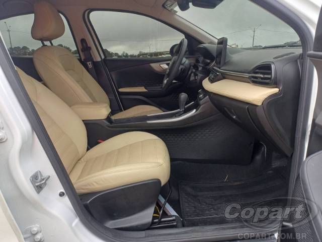 2025 FIAT FASTBACK 