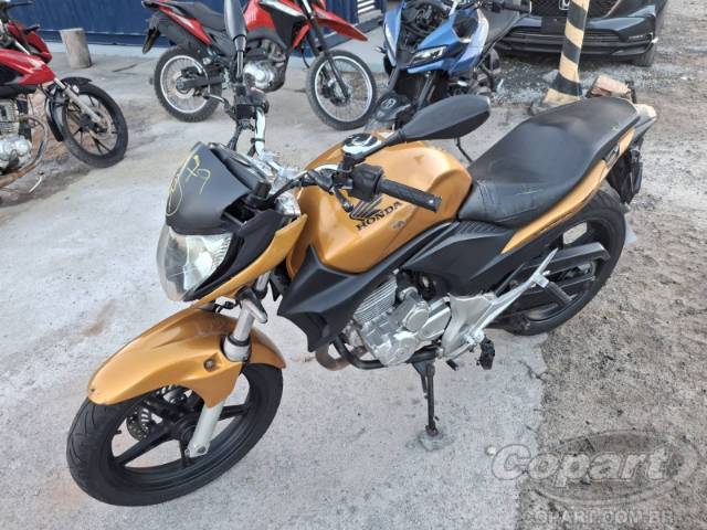 2011 HONDA CB 300 