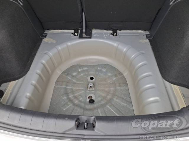 2025 NISSAN Kicks Play 