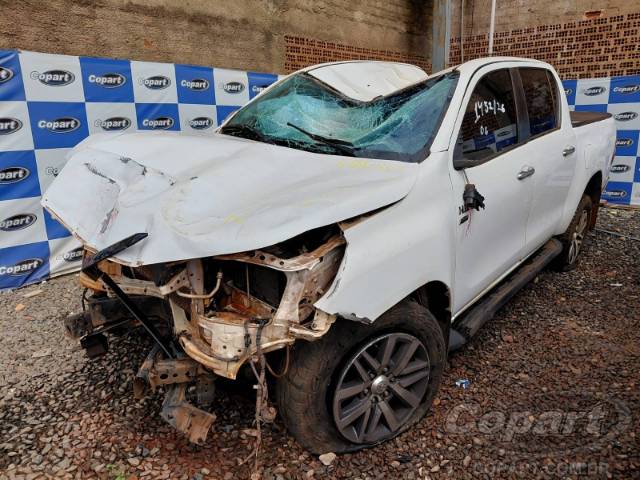 2020 TOYOTA HILUX CD 