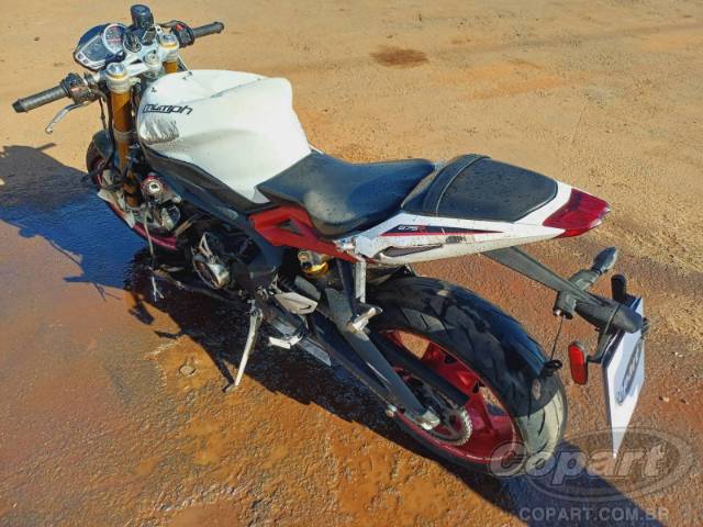 2014 TRIUMPH DAYTONA 