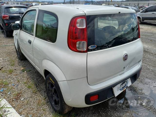 2015 FIAT UNO 