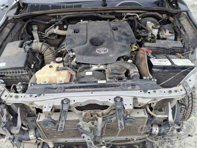 2023 TOYOTA HILUX CD 