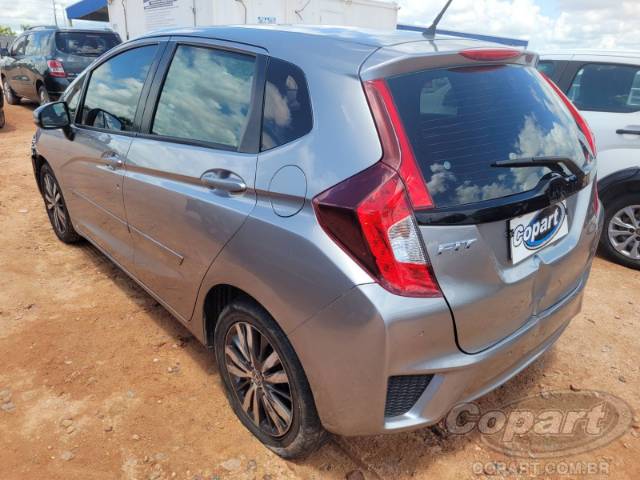2016 HONDA FIT 