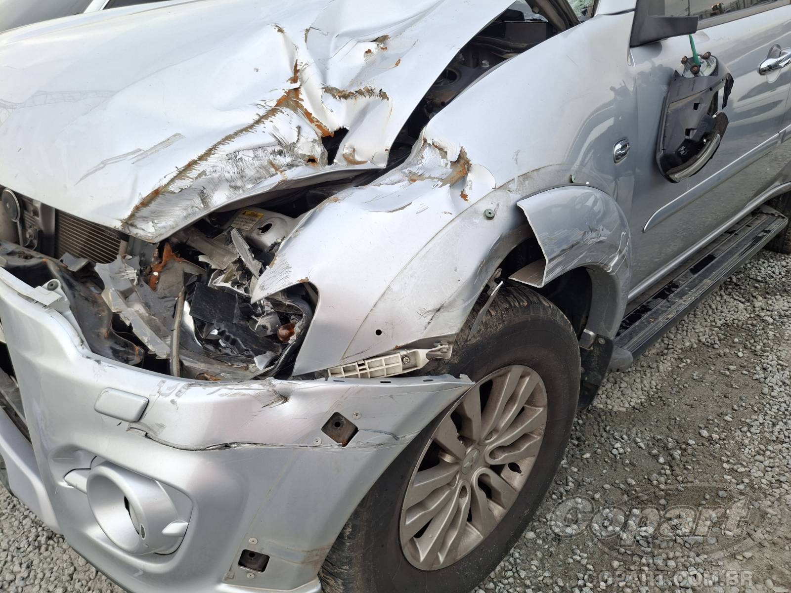 2015 MITSUBISHI PAJERO DAKAR — foto 13 de 14