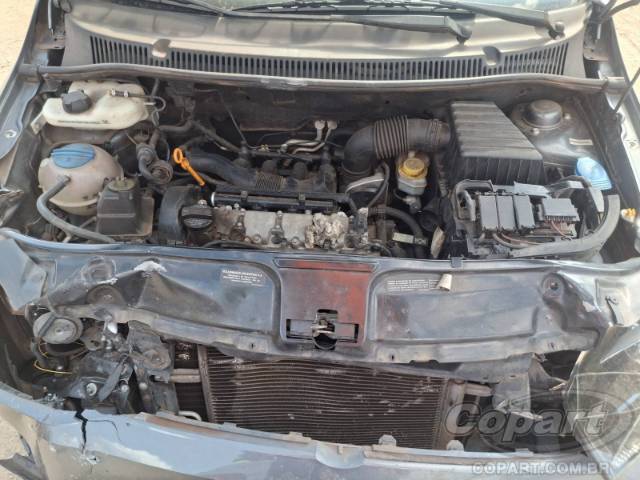 2011 VOLKSWAGEN SPACEFOX 