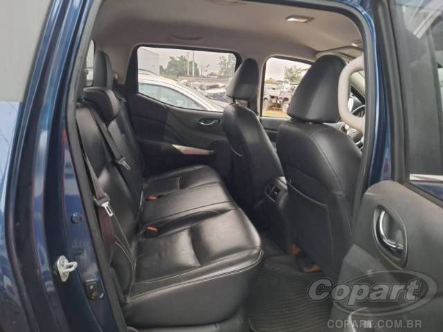 2022 NISSAN FRONTIER CD 