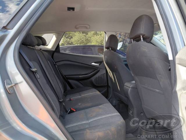 2025 CHEVROLET TRACKER 