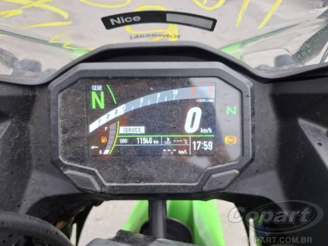 2025 KAWASAKI NINJA 500 