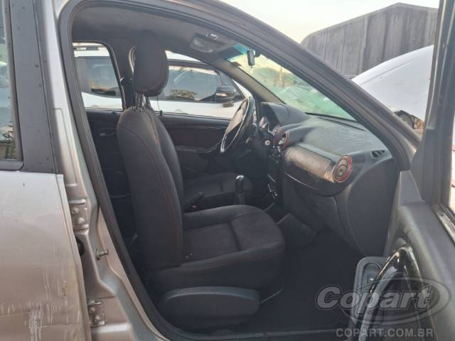2014 RENAULT SANDERO 