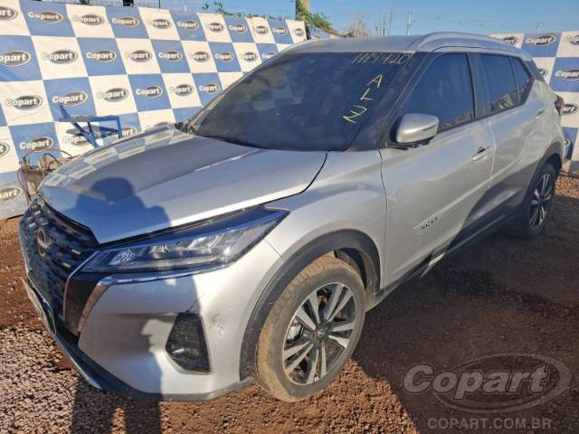 2024 NISSAN KICKS 