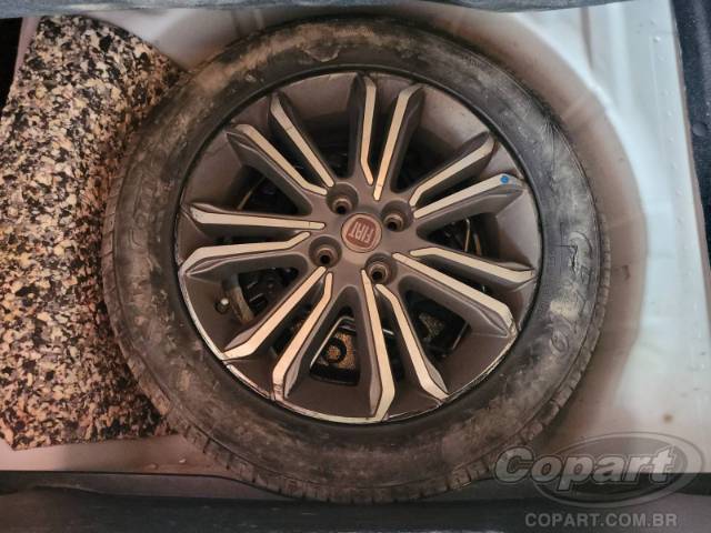 2020 FIAT CRONOS 