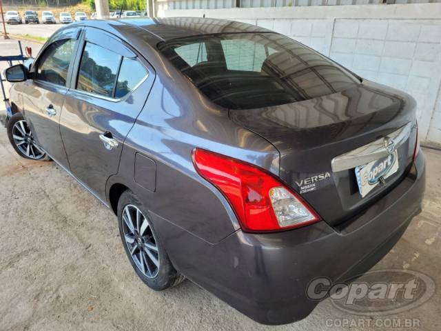 2019 NISSAN VERSA 