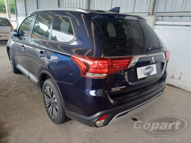 2020 MITSUBISHI OUTLANDER 