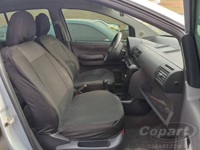 2009 VOLKSWAGEN FOX 