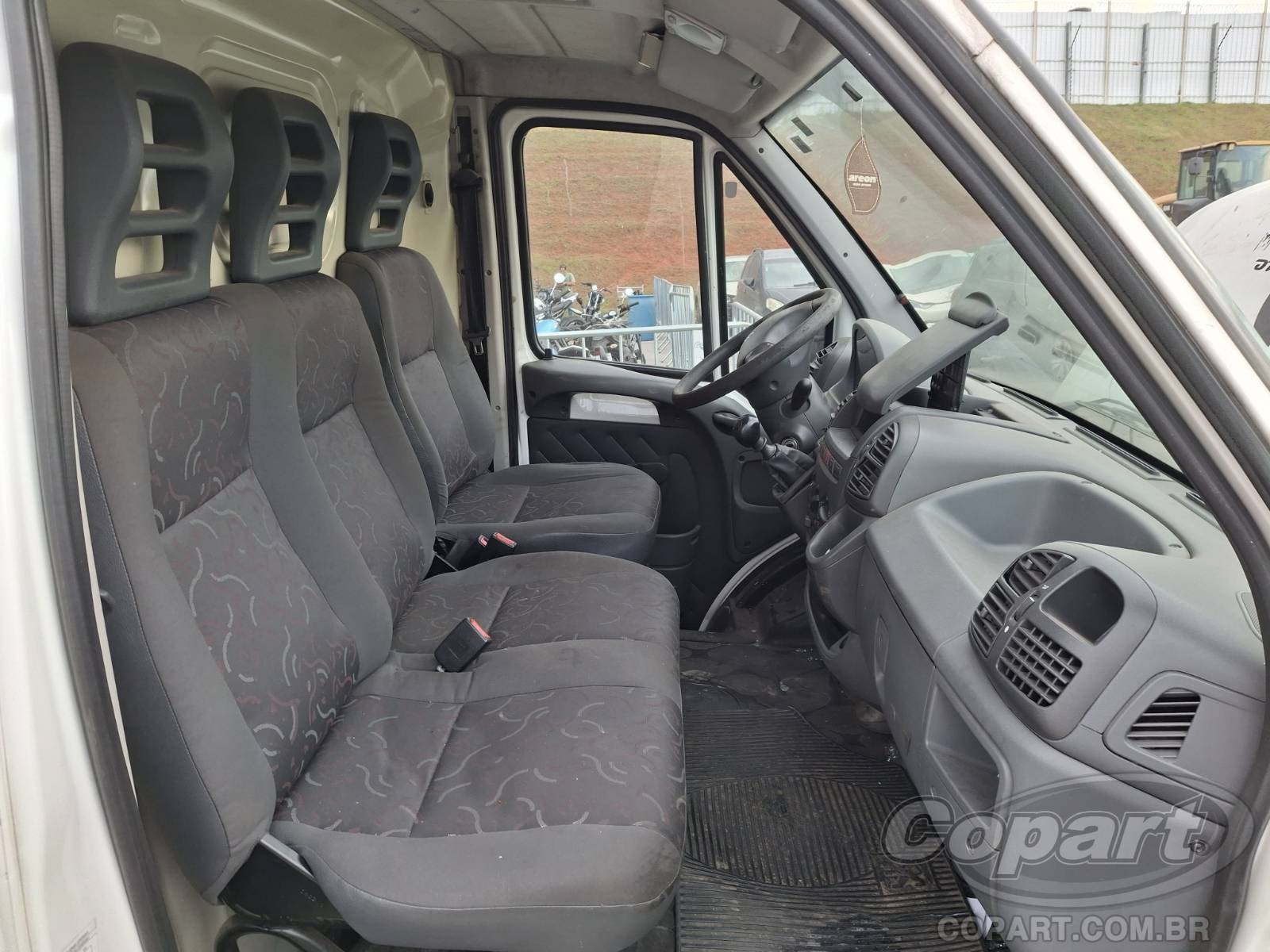2011 PEUGEOT BOXER FURGAO — foto 5 de 15
