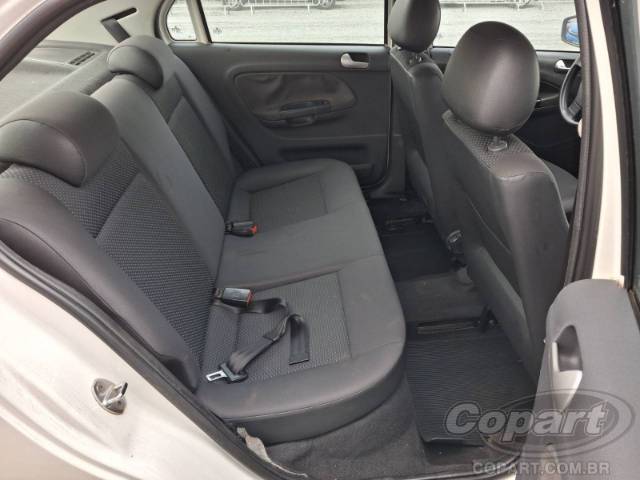 2009 VOLKSWAGEN VOYAGE 