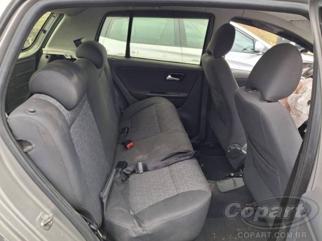 2013 VOLKSWAGEN FOX 