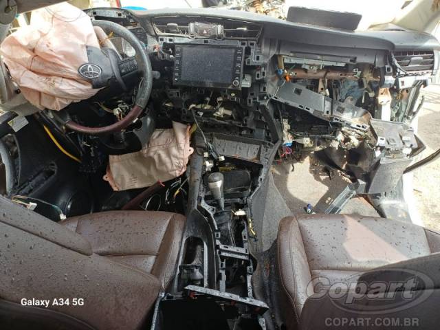 2017 TOYOTA HILUX SW4 