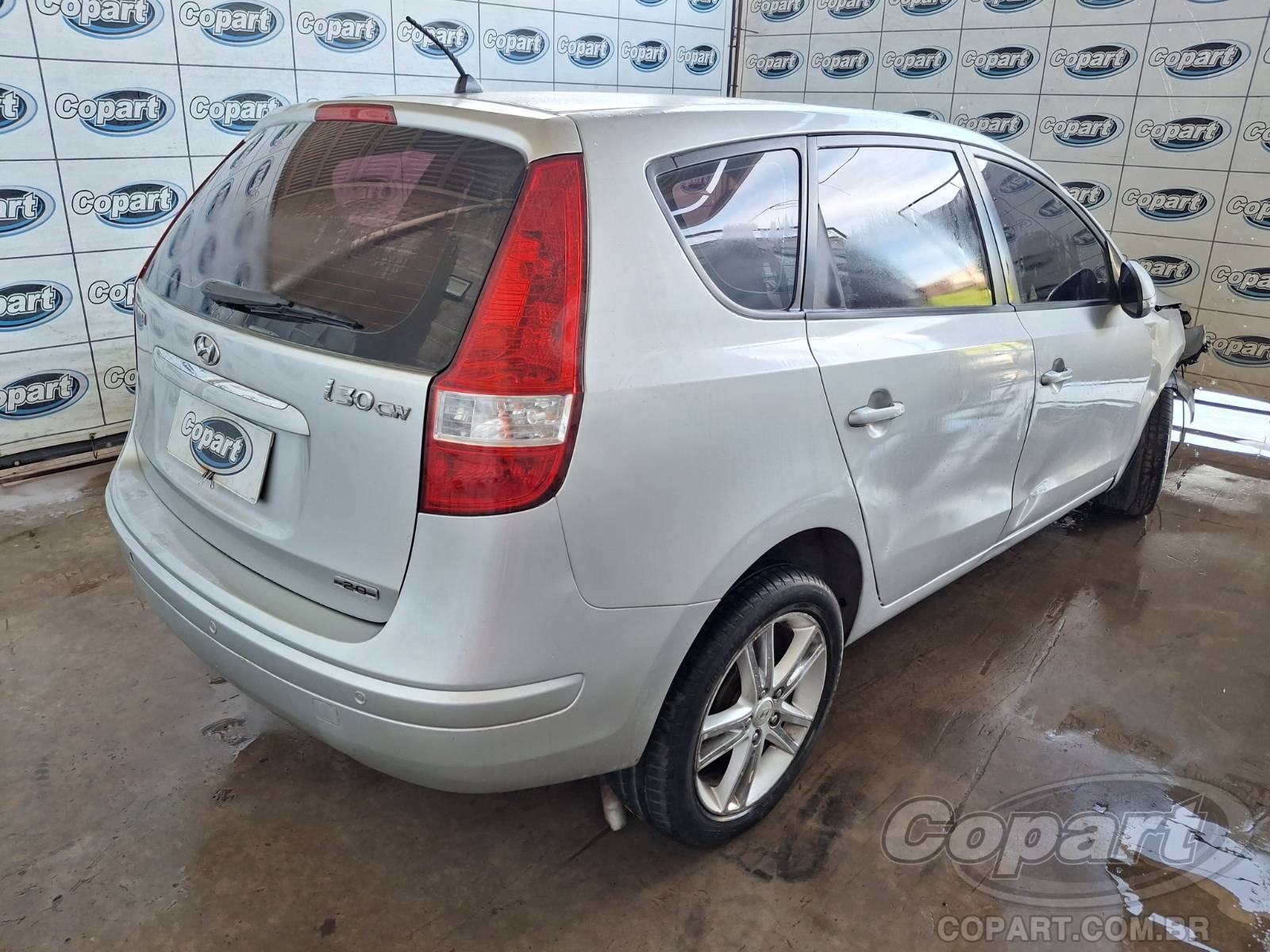 2011 HYUNDAI I30 CW — foto 4 de 10