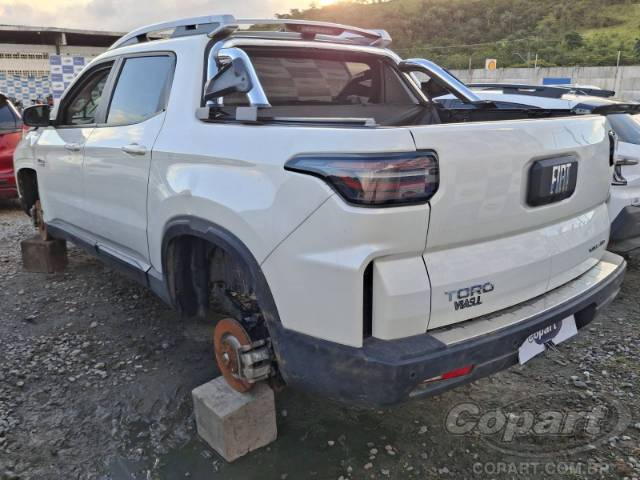 2026 FIAT TORO 