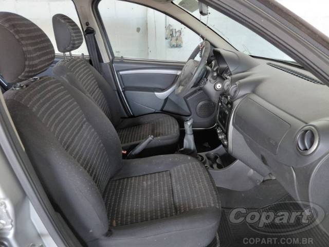 2014 RENAULT SANDERO 