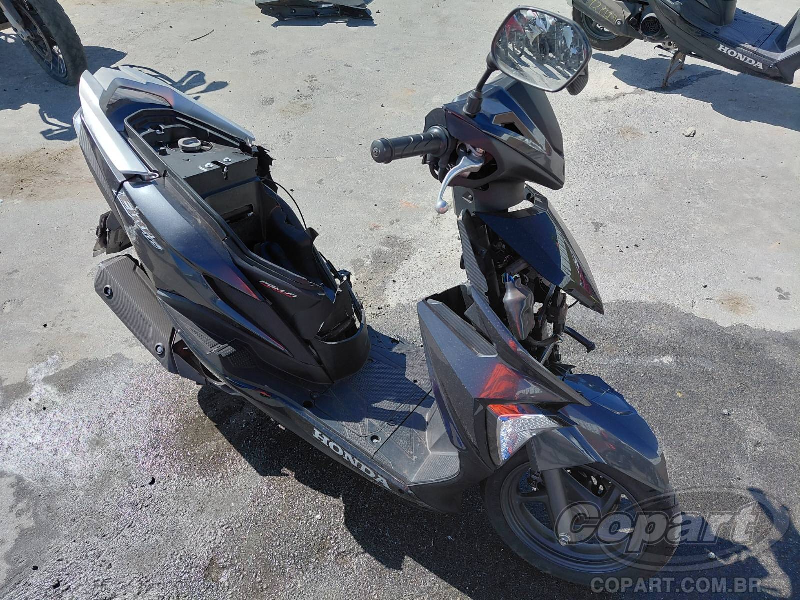 Honda Elite 2024 em leilão