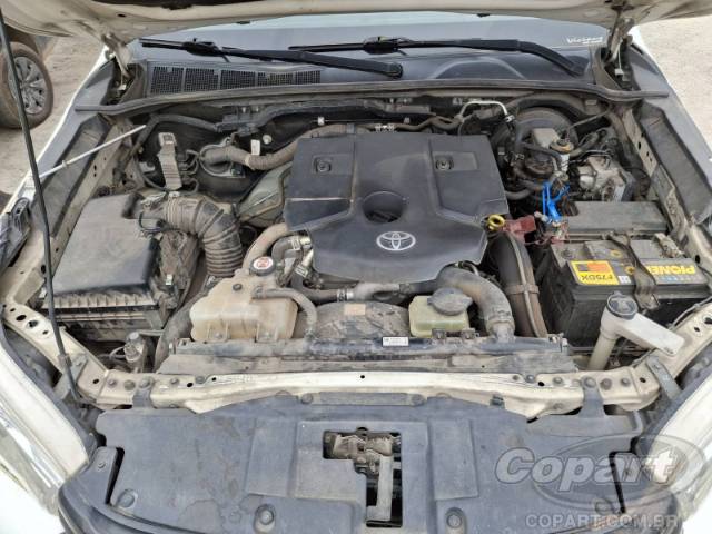 2020 TOYOTA HILUX CS 