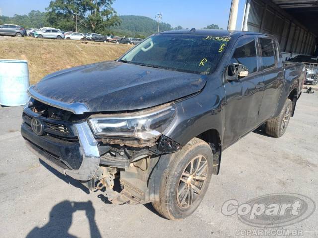 2022 TOYOTA HILUX CD 