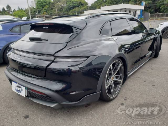 2024 PORSCHE TAYCAN CROSS TURISMO 