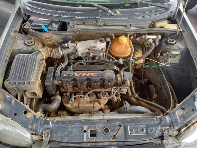 2004 CHEVROLET CORSA SEDAN 