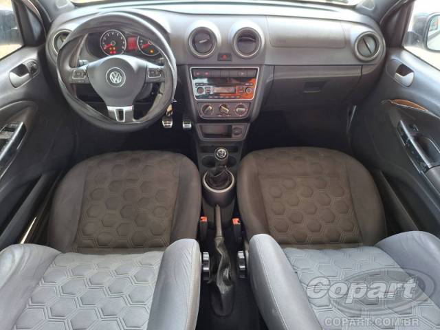 2014 VOLKSWAGEN VOYAGE 