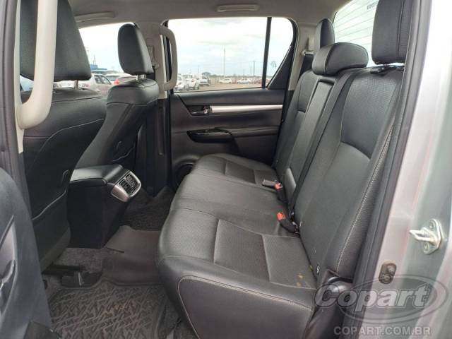 2021 TOYOTA HILUX CD 