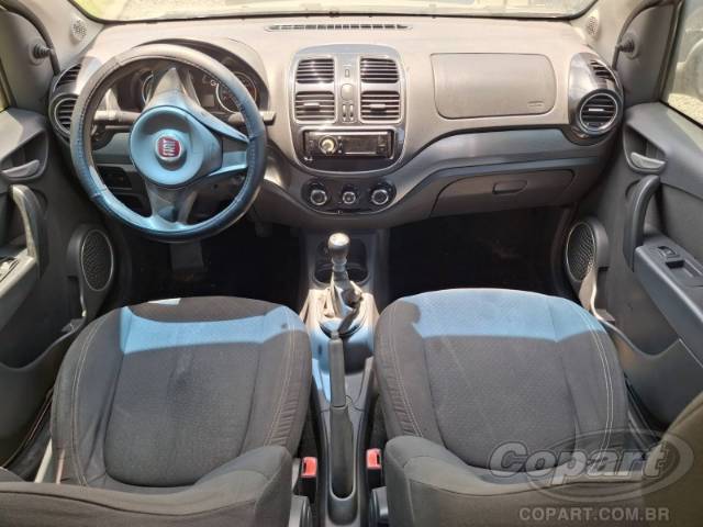 2015 FIAT GRAND SIENA 