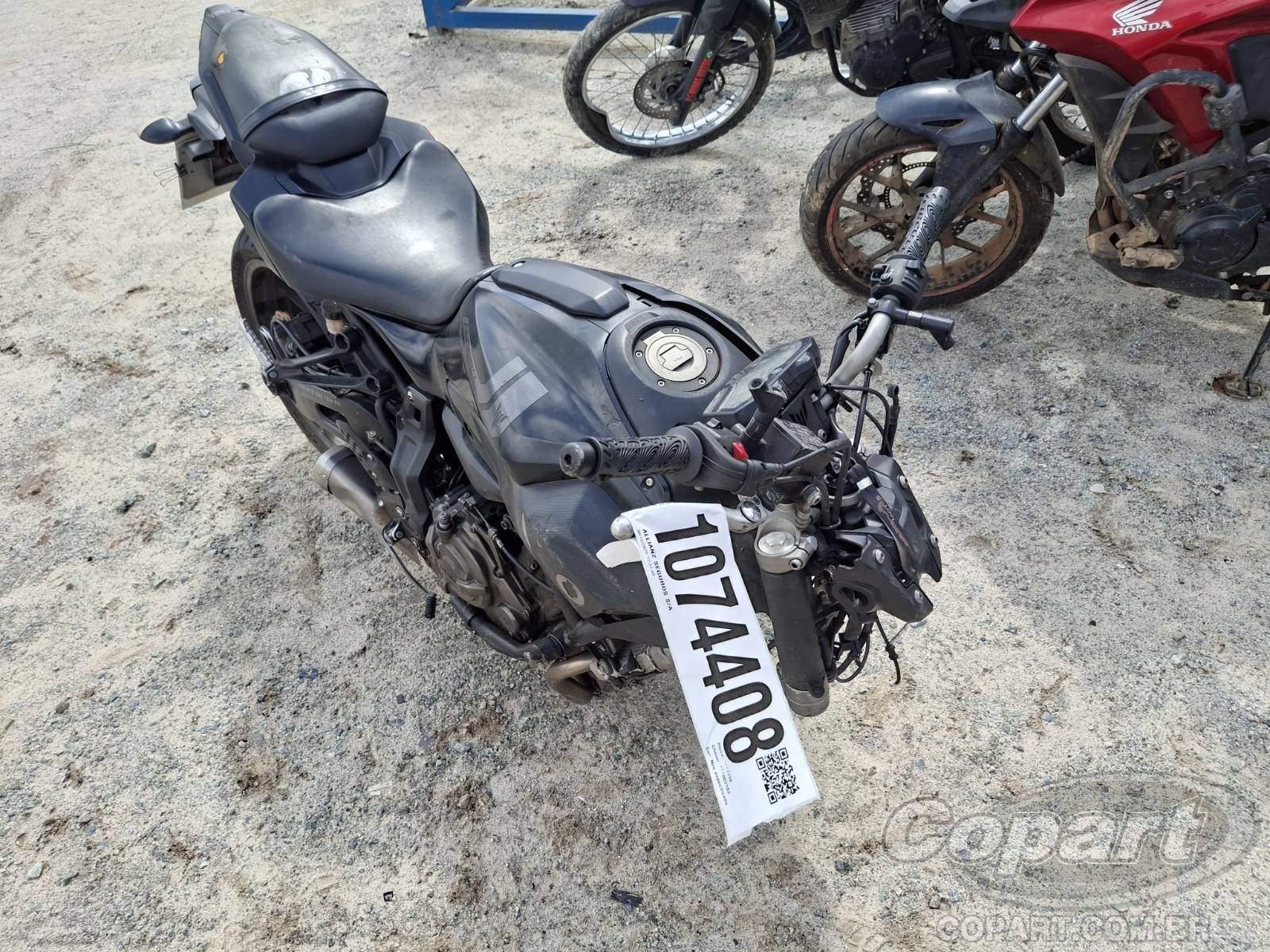YAMAHA MT-07