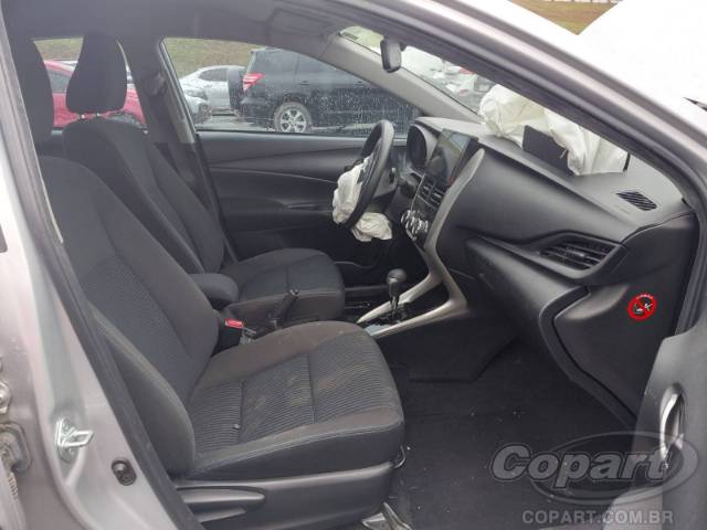 2019 TOYOTA YARIS SEDA 