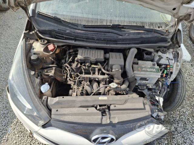 2015 HYUNDAI HB20 