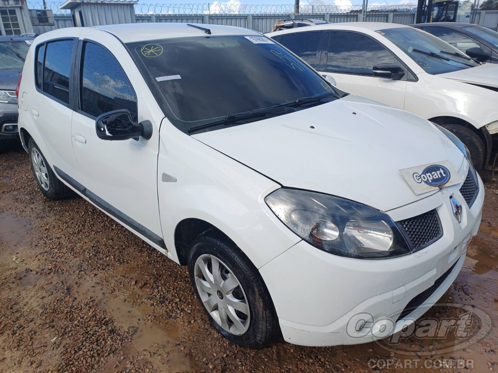 Veículo Renault Sandero Renault Sandero Privilege 1.6 Hi-Flex 2010 Pequena Monta 2010 em leilão