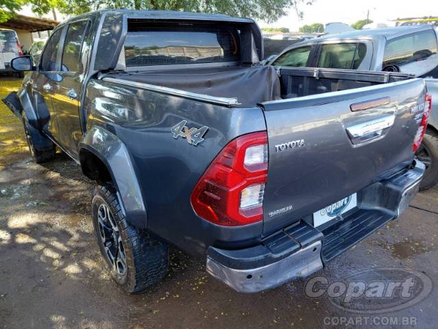 2024 TOYOTA HILUX CD 