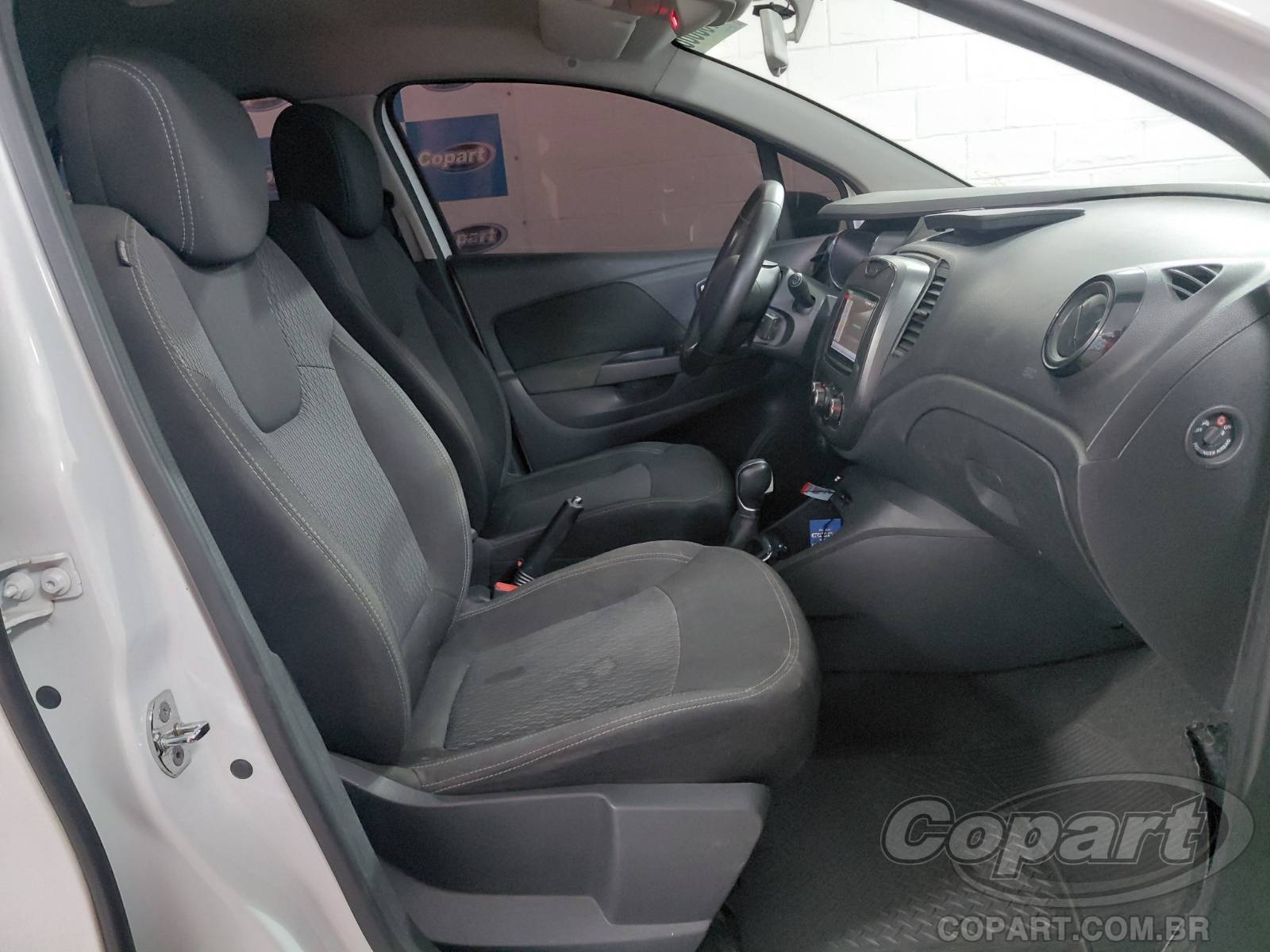 2019 RENAULT CAPTUR — leilão em Vitória De Santo Antão/PE (foto 5)